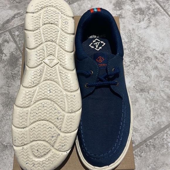 NEW SPERRY TOP-SIDER Captains Moc Toe Sea-Cycled Sneaker Womens Navy Blue - Picture 4 of 4